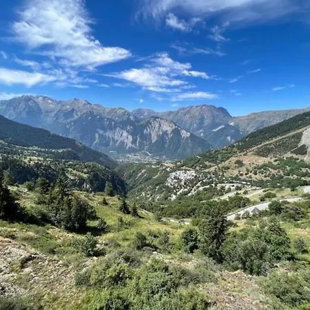 Spacious Mountain For 14 * Huez