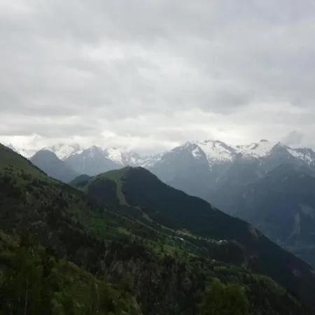 Dom wakacyjny Spacious Mountain For 14 *